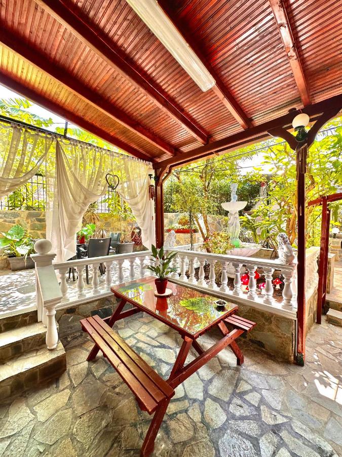 Ferienwohnung Stone house under Acropolis Athen Exterior foto